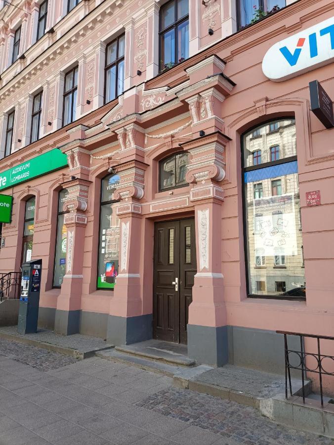 Centrally Located Studio Apartment Rīga Exterior foto